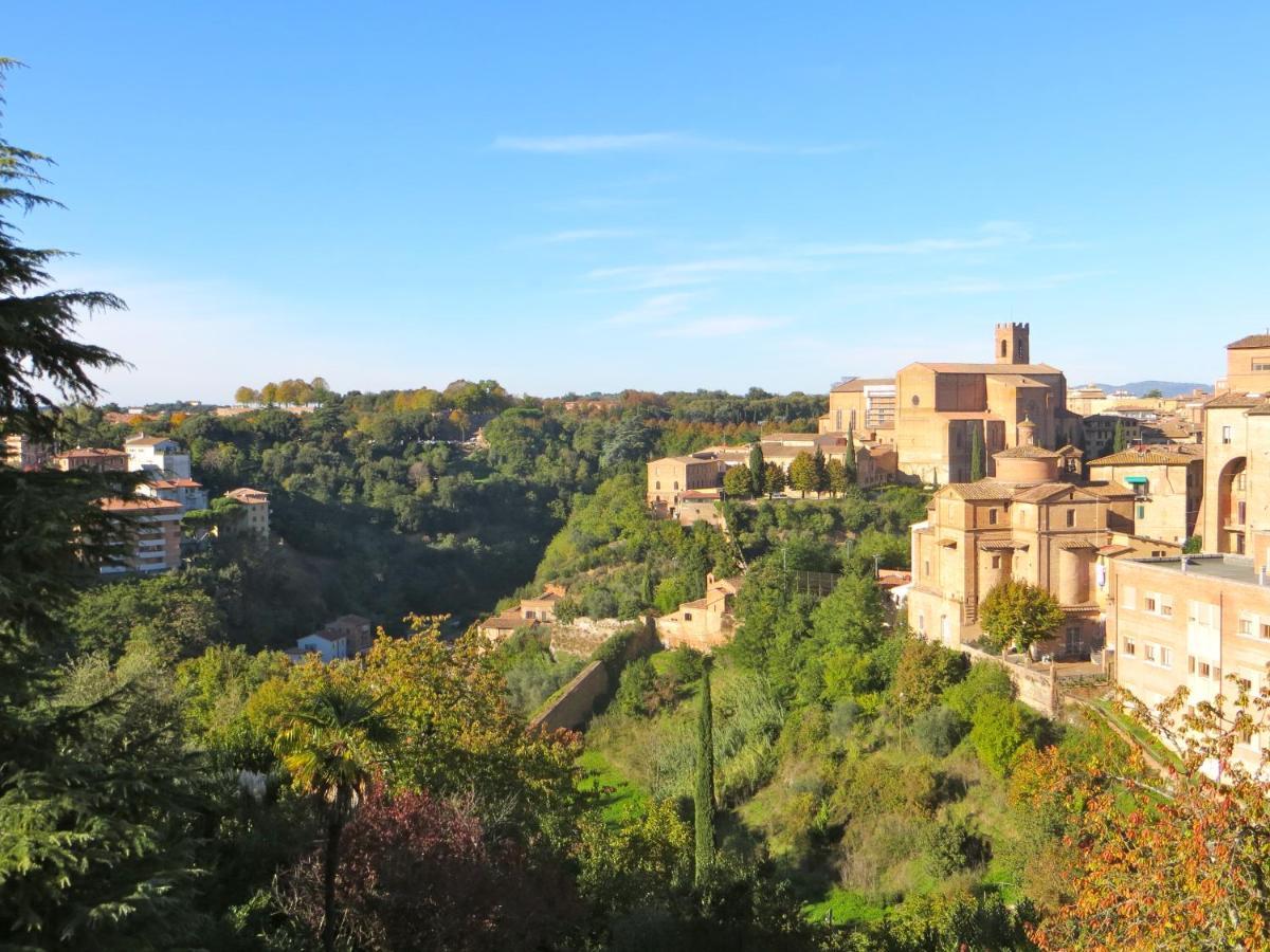 Casa Del Bravo - Camera Signorile '800 Sugli Antichi Orti Senesi Hotel Siena Buitenkant foto