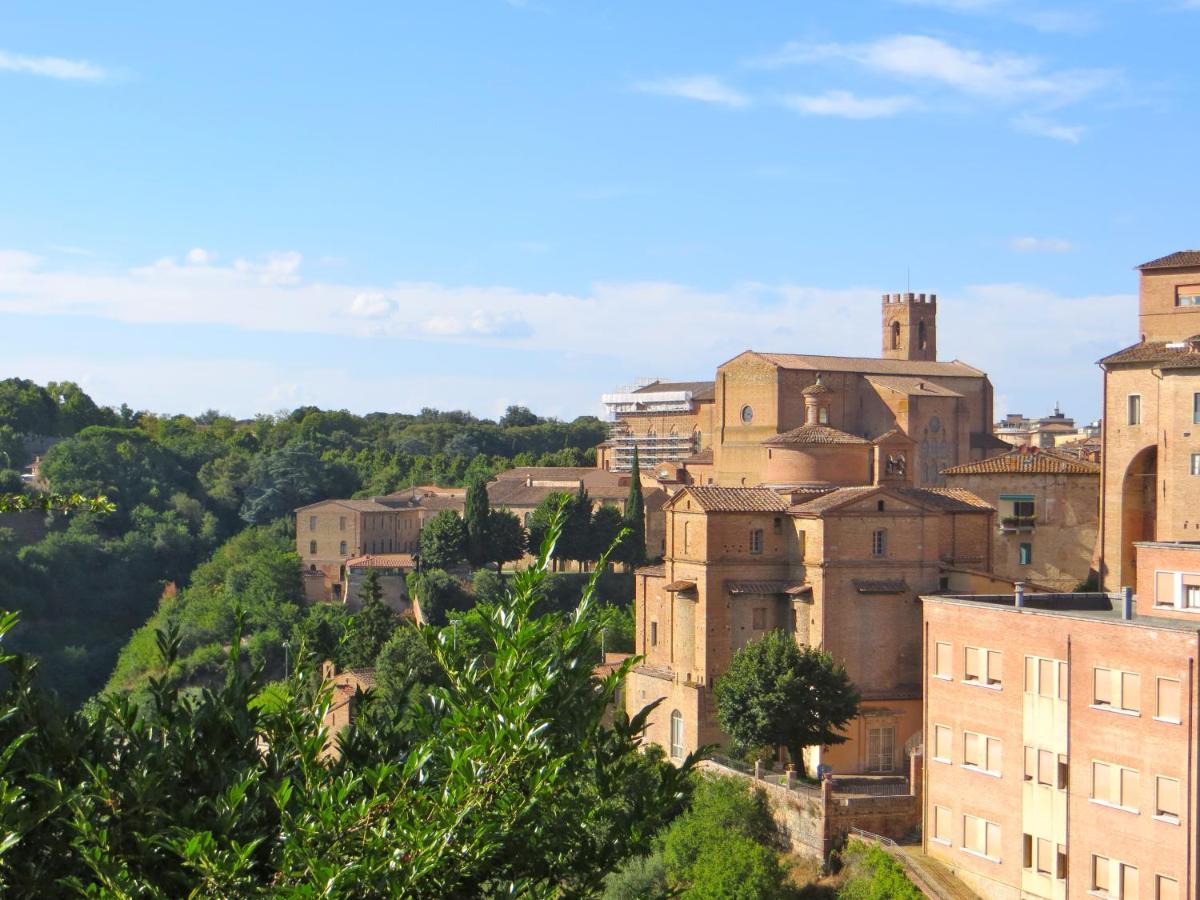 Casa Del Bravo - Camera Signorile '800 Sugli Antichi Orti Senesi Hotel Siena Buitenkant foto