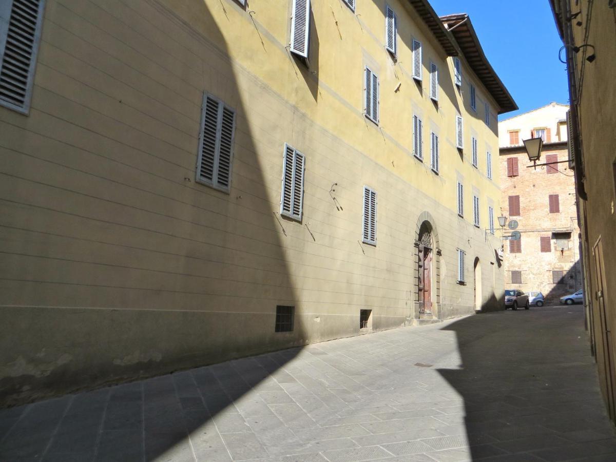 Casa Del Bravo - Camera Signorile '800 Sugli Antichi Orti Senesi Hotel Siena Buitenkant foto