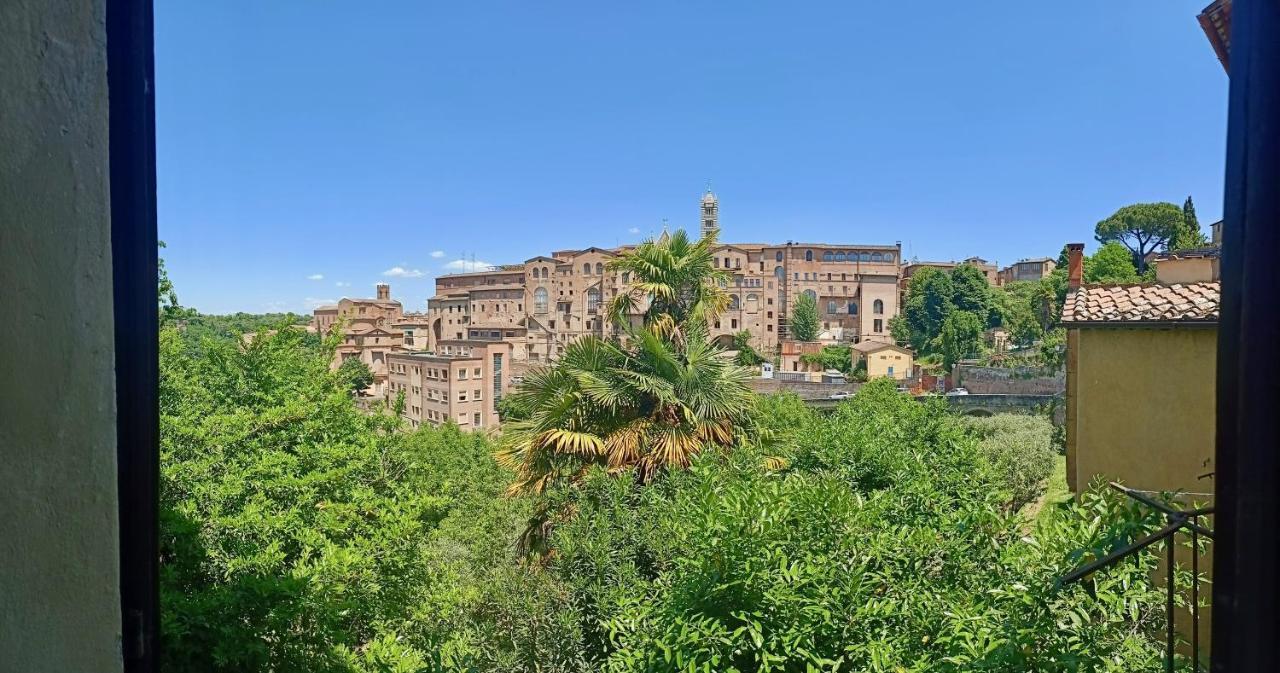 Casa Del Bravo - Camera Signorile '800 Sugli Antichi Orti Senesi Hotel Siena Buitenkant foto